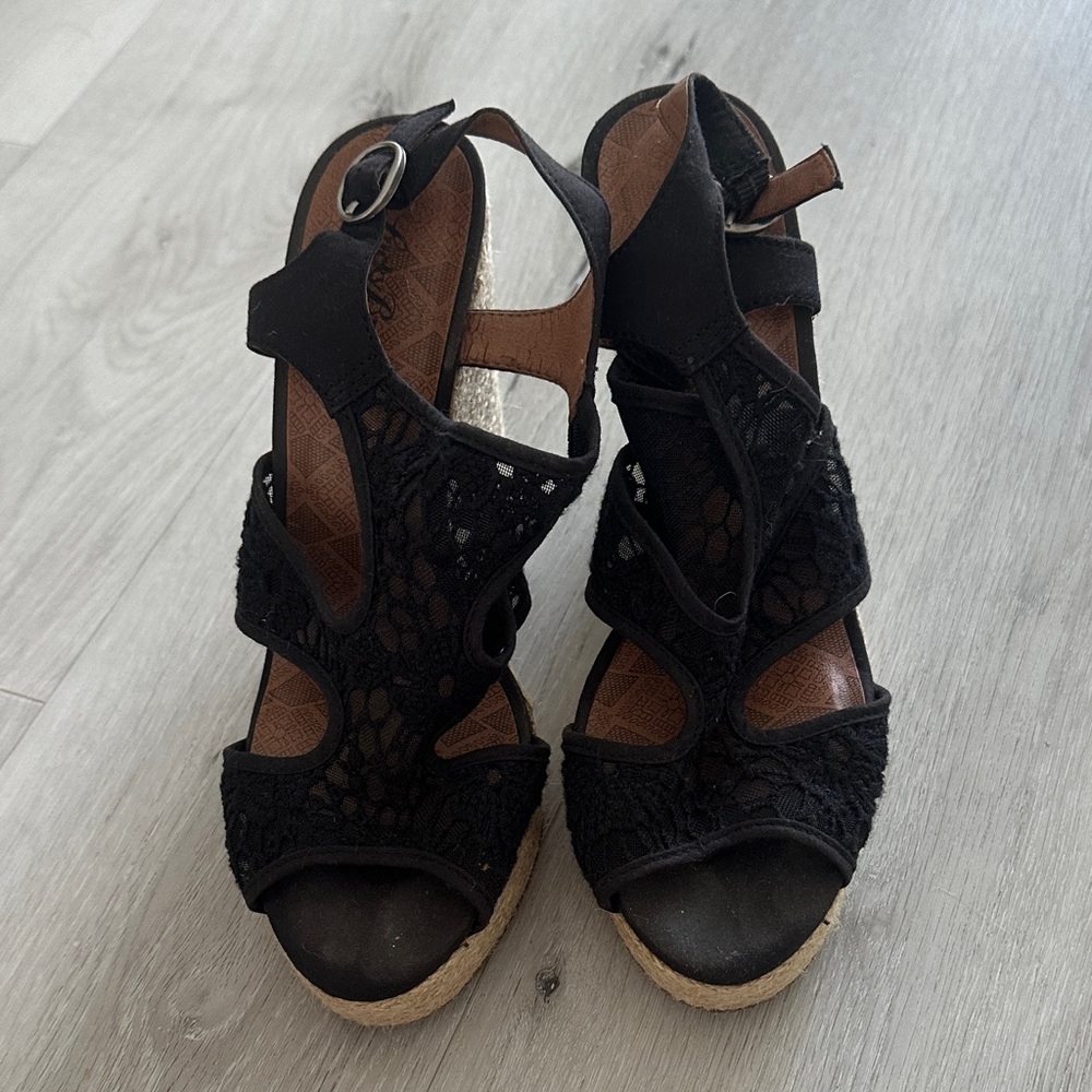 Lucky Brand Black Lace Wedge Sandals